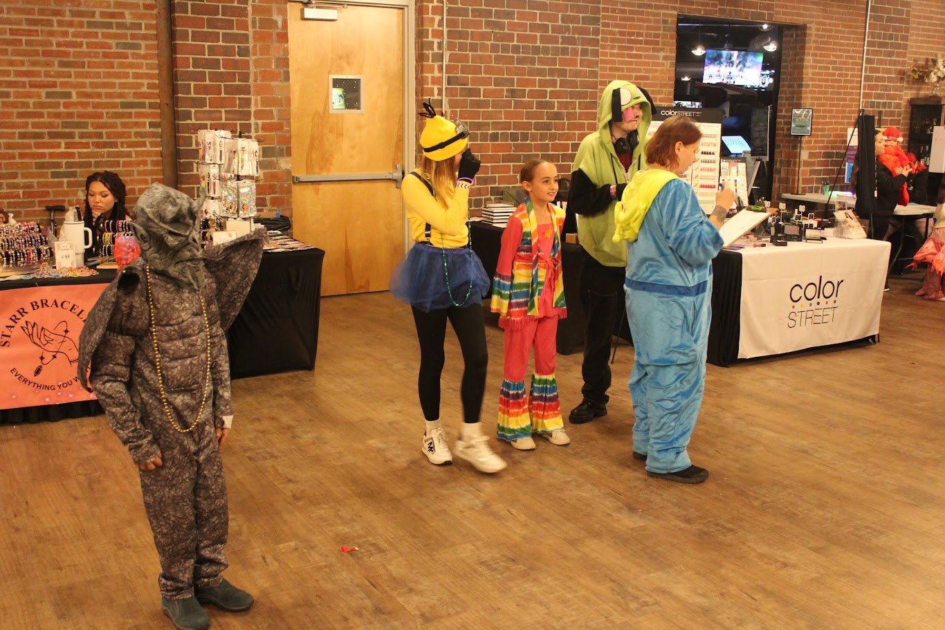 10-15 Costume Contest