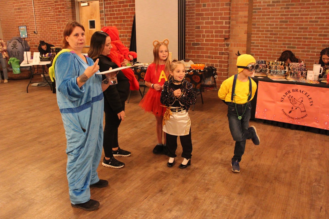 Under 5 Costume Contest