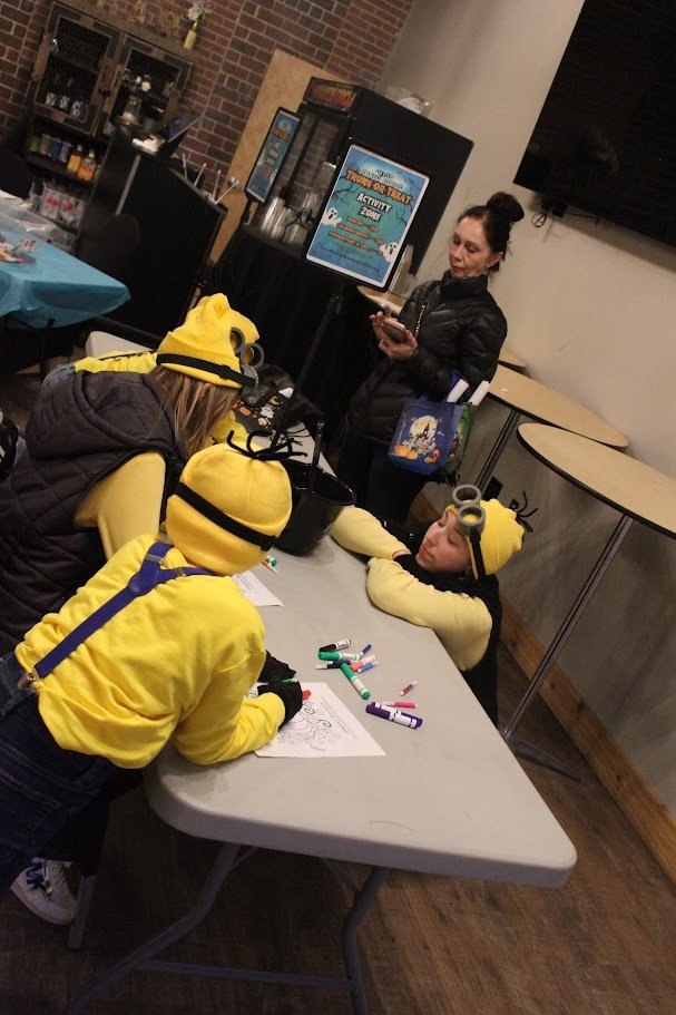 Minions Coloring Contest